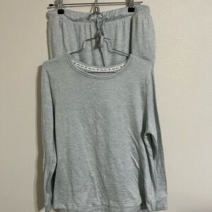 White Mark Super Soft Pajama Set